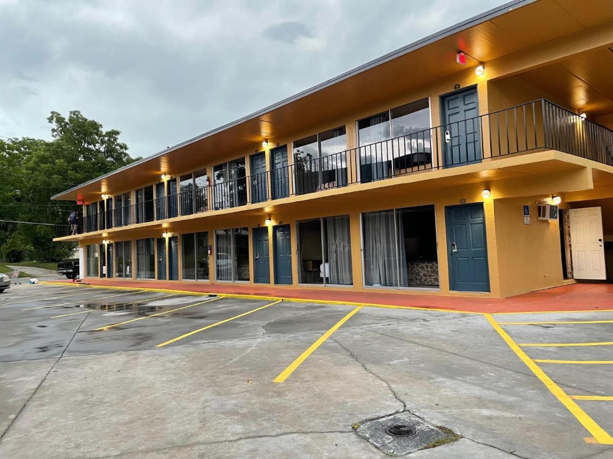Royal Inn Live Oak Exteriér fotografie